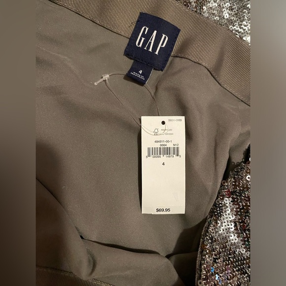 GAP Silver Skirt - Picture 4 of 5